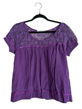 Biscote Paris Womens Sz L 100% Silk Shortsleeve Blouse Eyelet Lace Yoke Purple